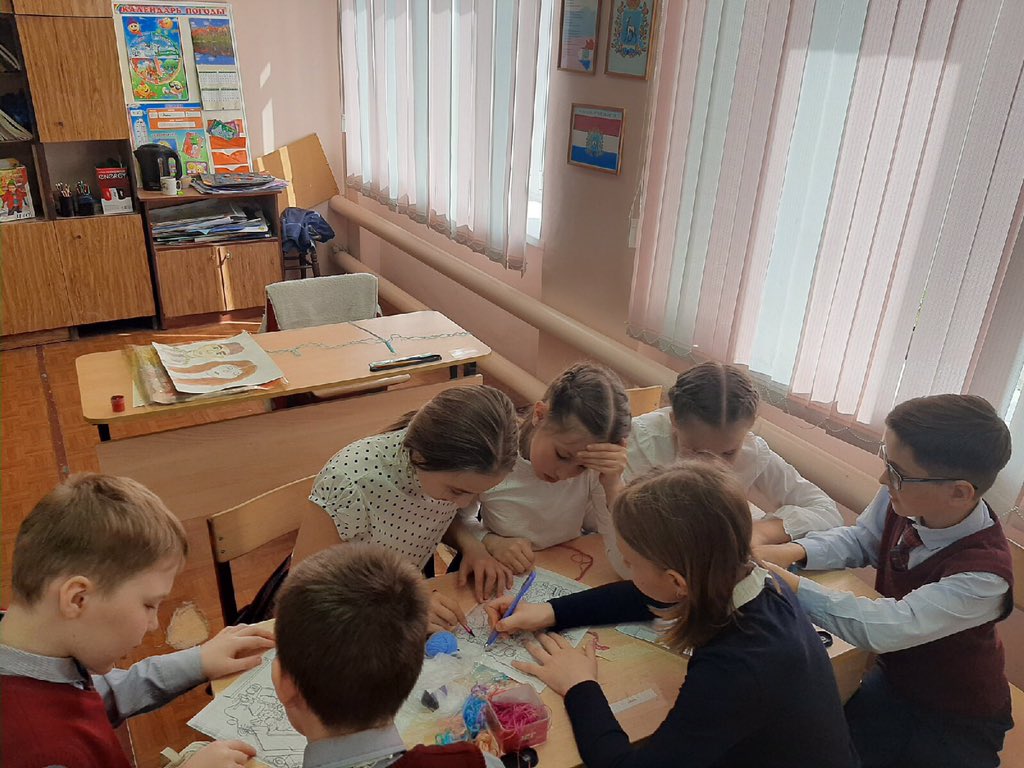 vnvrCjOrdulxFF2's tweet image. #молодежьСтавропольскогорайона#МСО63
#ВесенняяНеделяДобра
#творидобро 
В школе с. Выселки для ребят начальной школы проведена игра &quot;Лучше чем пожар тушить, нам его предупредить&quot; в рамках всенней недели добра.