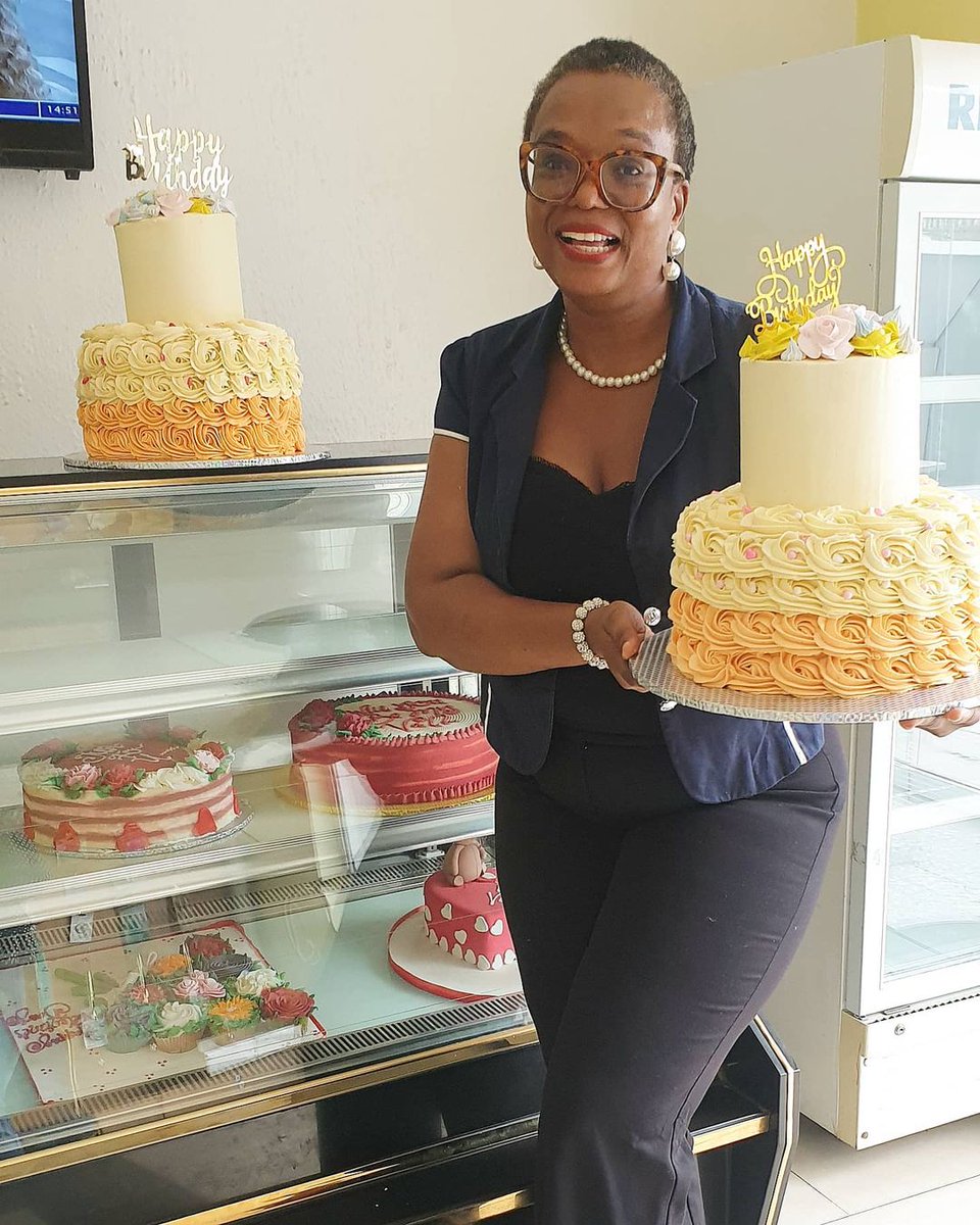 Beauty Personified @mixnbakecake
To order call 🔥08037276296
Whatsapp chat- 08187245687