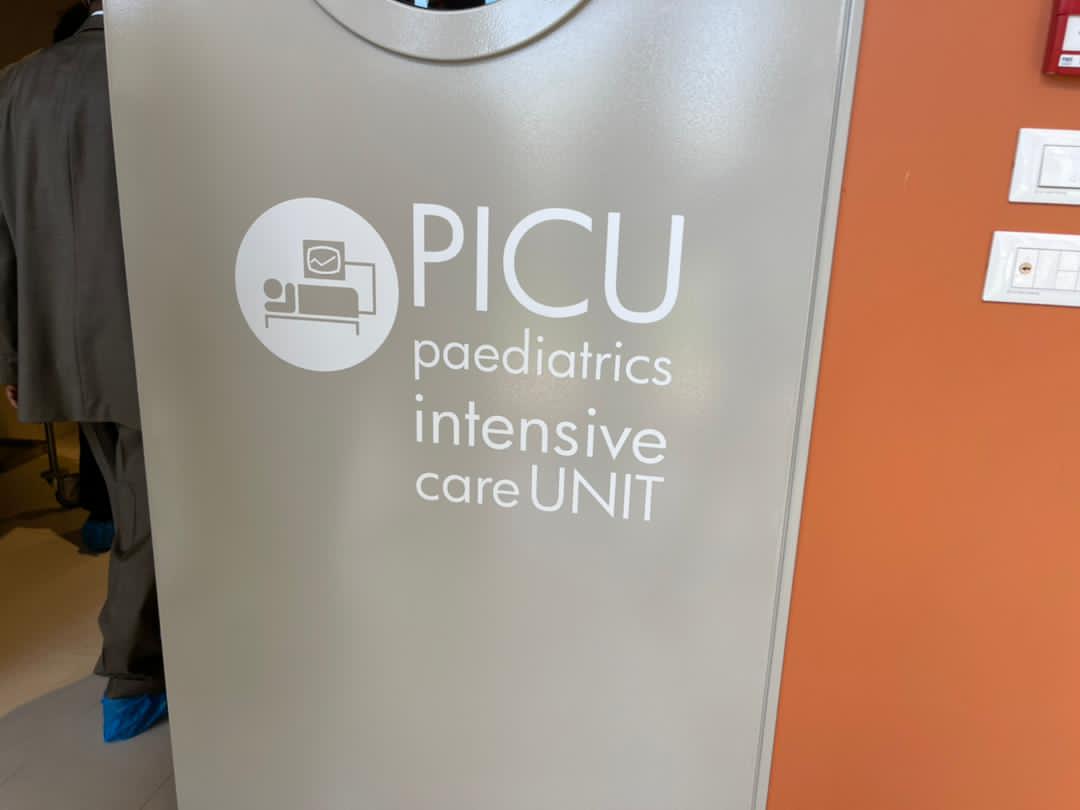 edwardgen256's tweet photo. @MinofHealthUG
The hospital has been constructed by @GovUganda & @emergency_ngo, an Italian based NGO.
@JaneRuth_Aceng @DianaAtwine
@Kigoodheart @_abirahmi @GCICUganda @MorikuJoyce
#MOHDelivers #UGGovWorks https://t.co/nERd1QU31K
