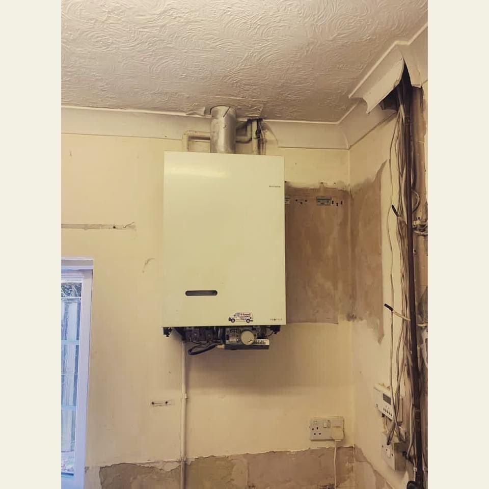 imaheating's tweet photo. Convert to combi with this new Worcester Bosch Greenstar Highflow installed with Nest Thermostat and upgrade of 8 new radiators.

#worcesterbosch #nestthermostat #radiators #heating #gas #plumbing #smartcontrols #boiler #gasengineer #plumber #copper #imaheatingsolutions https://t.co/Nsnz3BuVpr