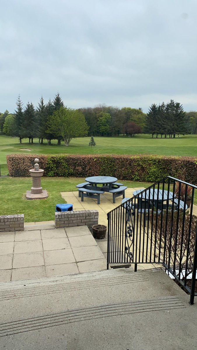 MusselburghGC's tweet image. Our clubhouse is back open! 

Serving alcohol outside only and open inside until 8pm! Limited menu in operation.

We are excited to see you all again!

#MGC