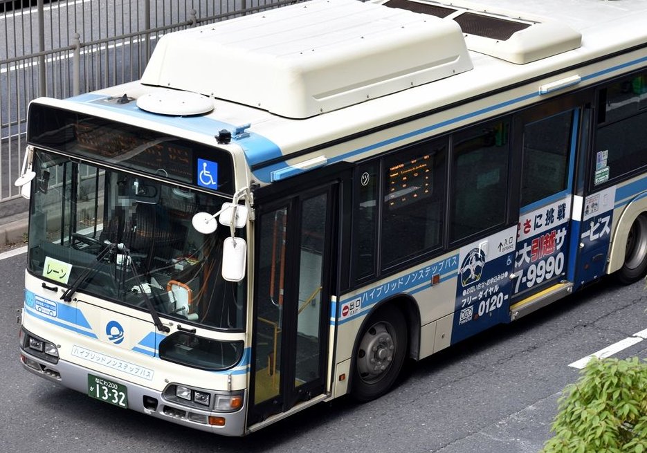 大阪シティバス #ラッピングバス 鶴町営業所ではハイブリッド車2台に