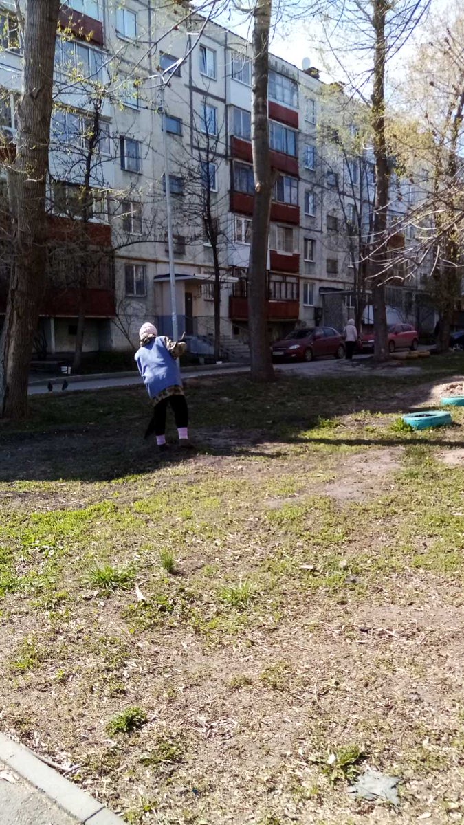 УК Жилуниверсал tweet media