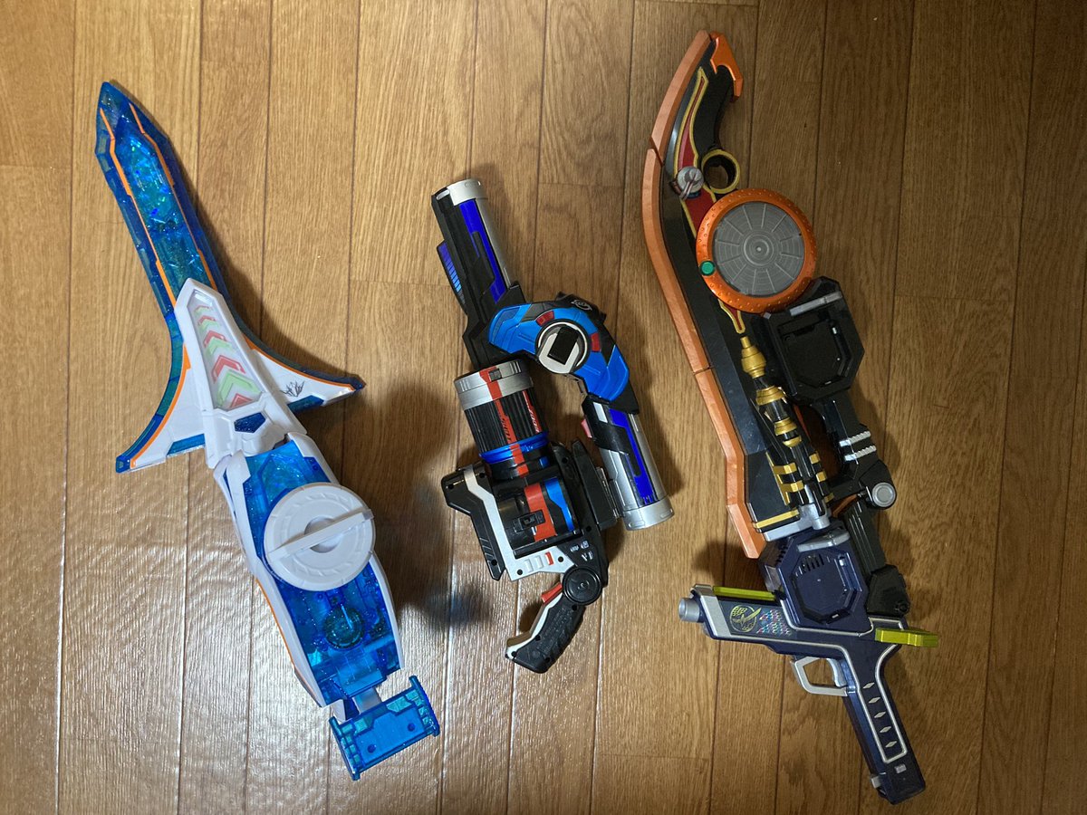 Uzivatel ザップ Na Twitteru 剣と銃が合体して強くなる 特撮界の常識である Uzivatel ザップ Na Twitteru 剣と銃が合体して強くなる 特撮界の常識である