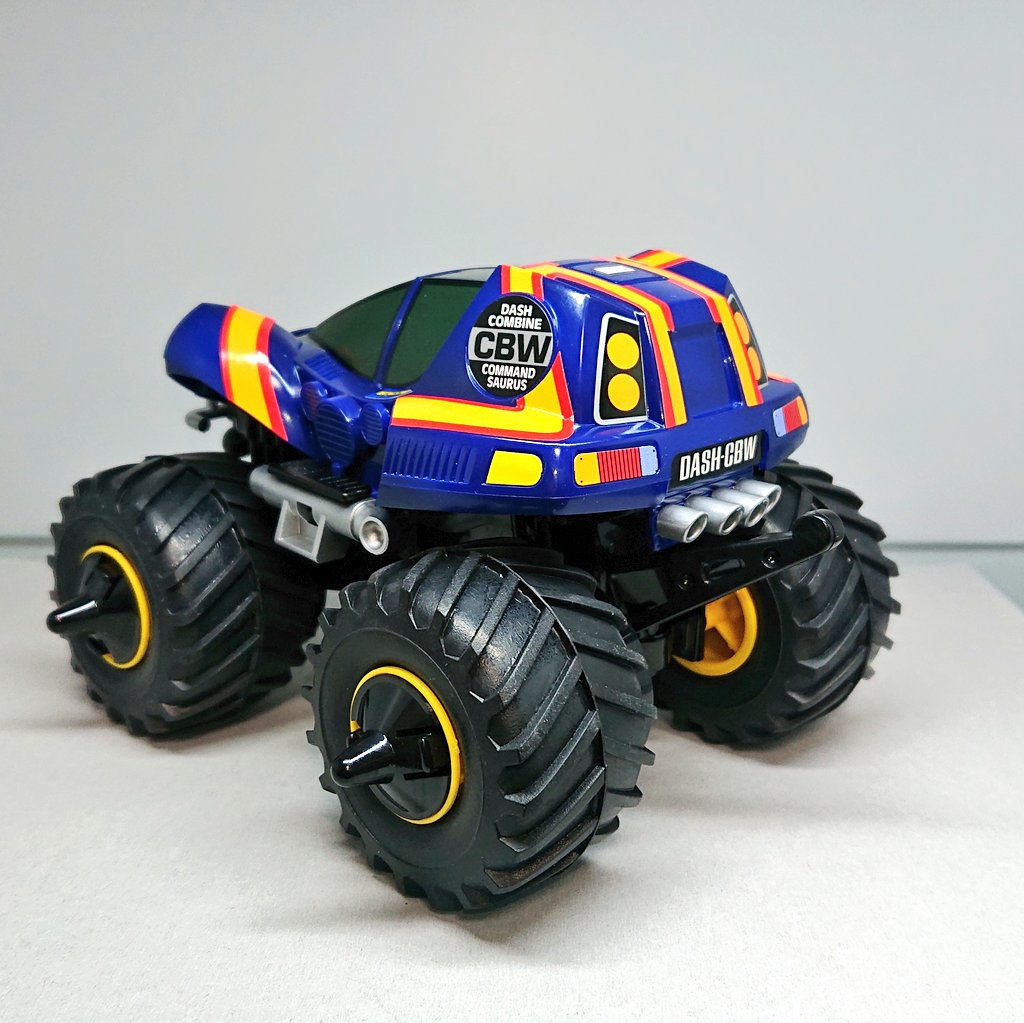 タミヤ　ワイルドミニ四駆　コマンドザウルス Amazon | タミヤ 1/32 ワイルドミニ四駆 No.12 コマンドザウルス