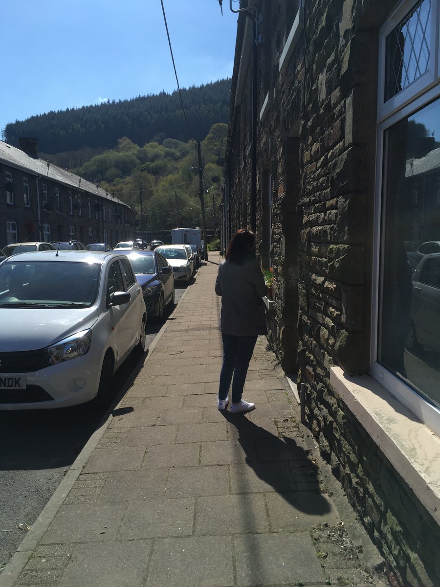 rubasiva's tweet photo. Campaigning this morning with the utterly fabulous @buffywills and her wonderful team in the Rhondda.. guess who popped over the equally marvellous @carolynharris24 a very warm welcome from residents #votebuffy #votelabour https://t.co/gw8JCejW8c
