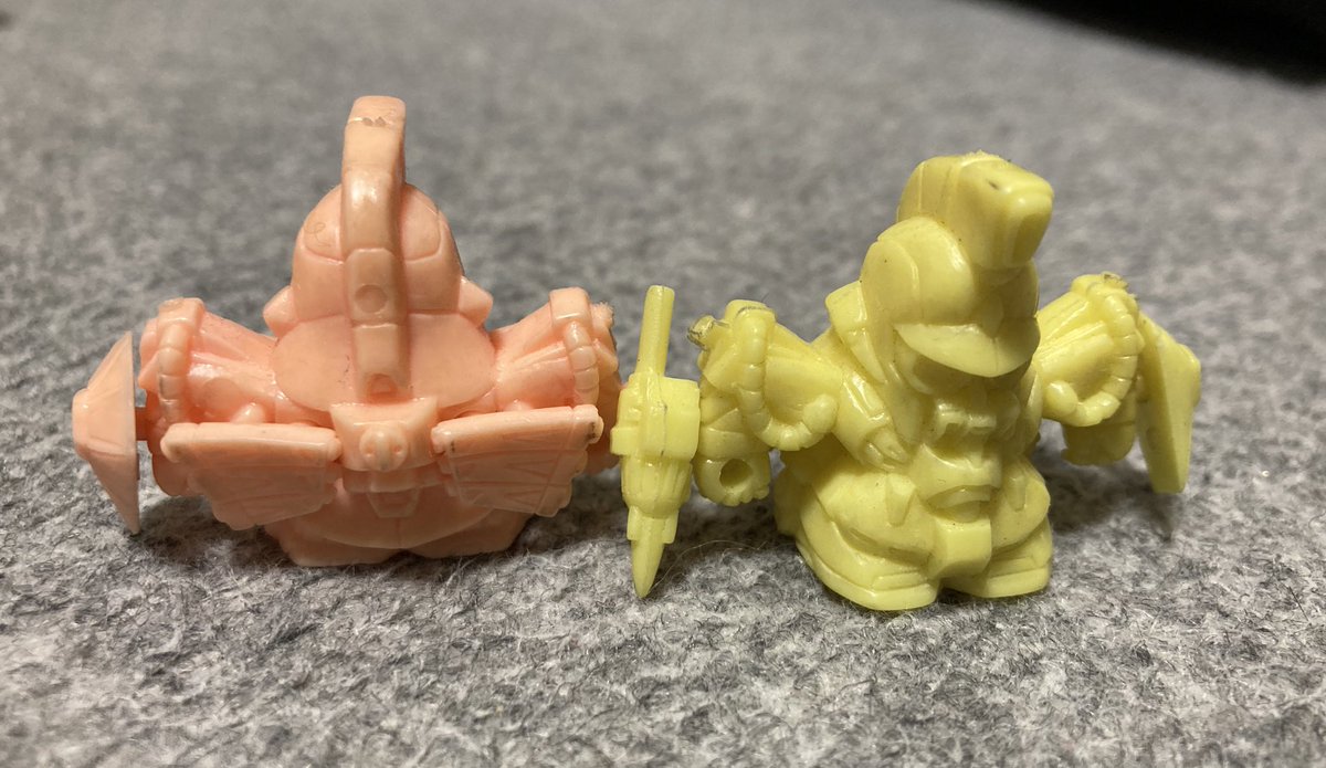 なるきち V Twitter No56 Pmx 000 メッサーラ Ma形態 初登場時はこっちの形態で ガンダム史上初の変形を披露した機体 エマ中尉をビビらせてたシロッコは実に楽しそうだった なるきち V Twitter No56 Pmx 000 メッサーラ Ma形態 初登場時はこっちの形態で ガンダム史上初の変形を披露した機体 エマ中尉をビビらせてたシロッコは実に楽しそうだった