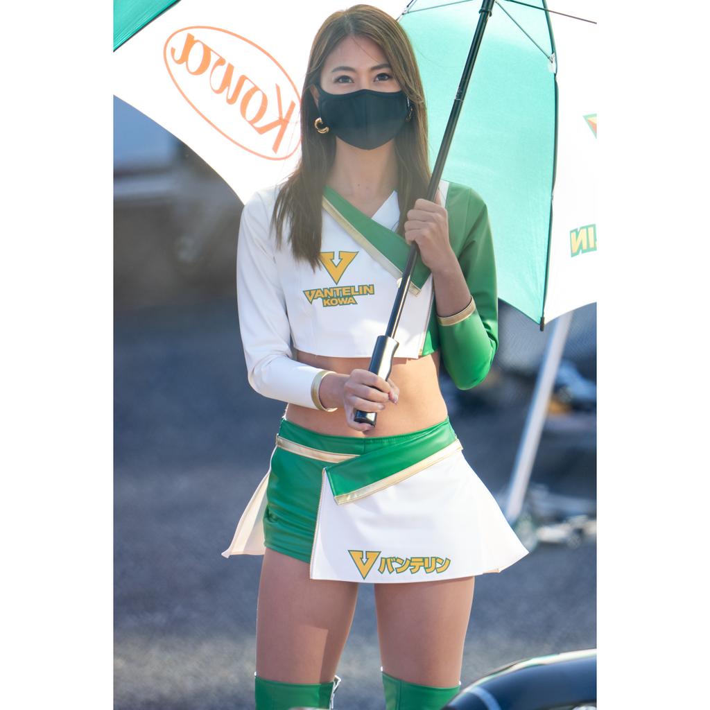 masa_ponyon's tweet photo. 2021 VANTELIN  RaceQueen
木村理恵　さん

直射日光浴びた金網はキビシイ

#SFormula #racequeen #rq #riekimura #toms #スーパーフォーミュラ #木村理恵 #レースクイーン #トムス #写真撮っている人と繋がりたい #写真好きな人と繋がりたい #sonya1 #sonyα1
https://t.co/VBfLZGPCCp https://t.co/MfUkjhK0Wt
