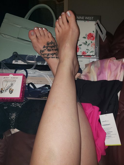 My selfcare Sunday funded by my money pigs went PERFECT!  I have put another on the books. Want the chance<a href="/tag/findom"class="tags"><span>#findom</span></a><a href="/tag/cashpig"class="tags"><span>#cashpig</span></a><a href="/tag/humanwallet"class="tags"><span>#humanwallet</span></a><a href="/tag/finsub"class="tags"><span>#finsub</span></a>