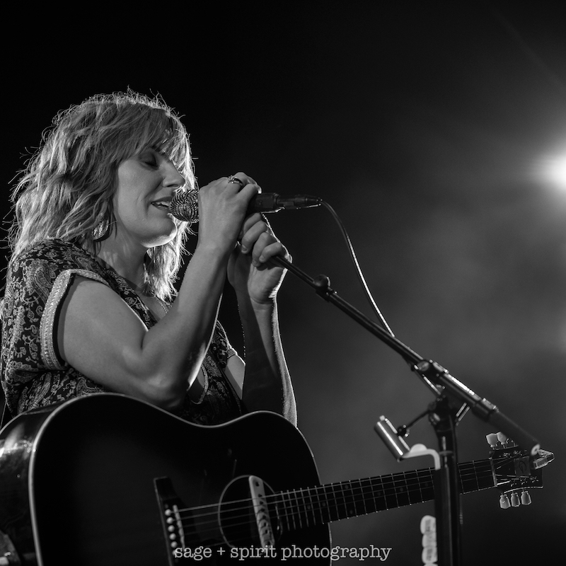 QRO's review & photos of @GracePotter from Saturday night at @OldSchoolSquare - qromag.com/grace-potter/ - see her today at @MoonCrushLive