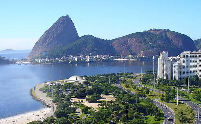 riodreamflat's tweet photo. Gloria is a beautiful neighborhood in Rio de Janeiro and u can WIN AN APARTMENT THERE!! Buy your raffle tickets and good luck!! Link on bio!
#raffall #riodejaneiro #rj
#aterrodoflamengo #gloria #riodreamflat #beach #brazil #loft #carnival #beach #zonasul #raffle #apartment https://t.co/J00FQZEhIU