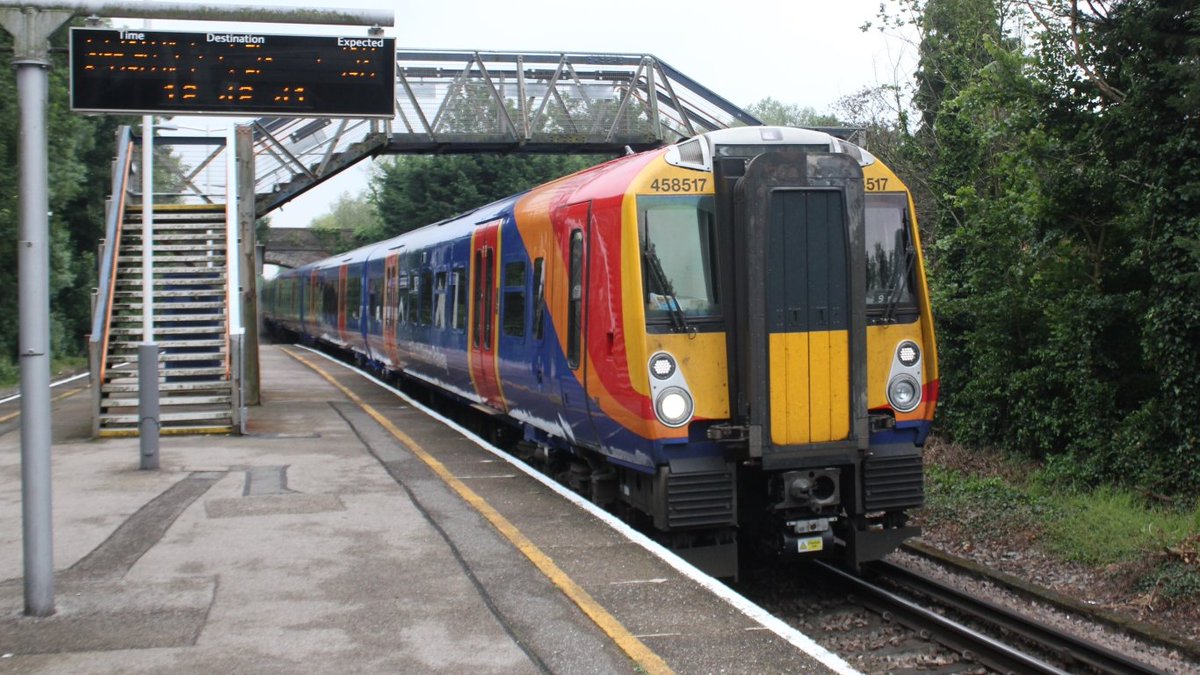 williampgwebb's tweet image. When the Class 458s have been refurbished and upgraded by South Western Railway they will be transferred to the Mainline services to the South Coast and will be based at Bournemouth depot #Class458 #SouthCoast #BournemouthDepot #SouthWesternRailway
