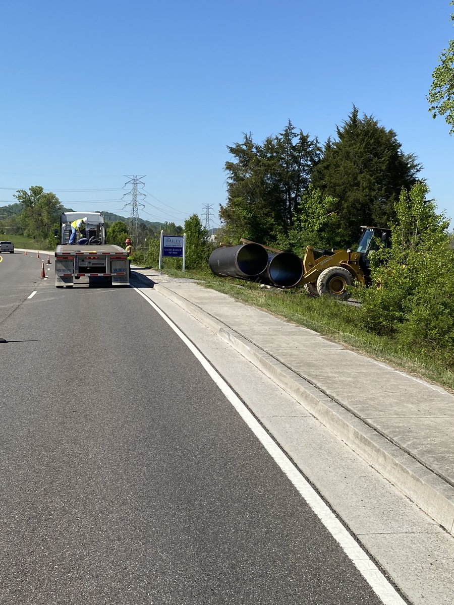 clearyconst's tweet photo. It’s “National Work Zone Awareness Week!” Always be observant to “Work Ahead” signs, ALL working in those areas need to make it home to a family. Please adhere to all work zone signage on our roadways, it is a matter of life or death. #ClearyStrong #NationalWorkZoneAwarenessWeek https://t.co/Q31OtnApjU