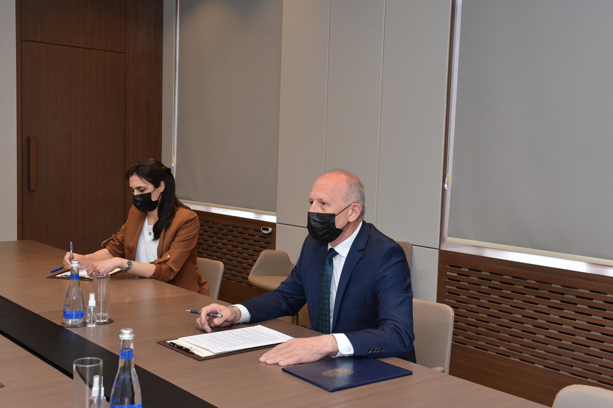 Xarici işlər naziri Ceyhun Bayramov #Serbiya Respublikasının #Azərbaycan Respublikasına yeni təyin olunmuş səfiri Draqan Vladisavlieviçi qəbul edib.

Ətraflı mfa.gov.az/az/news/7302/v…