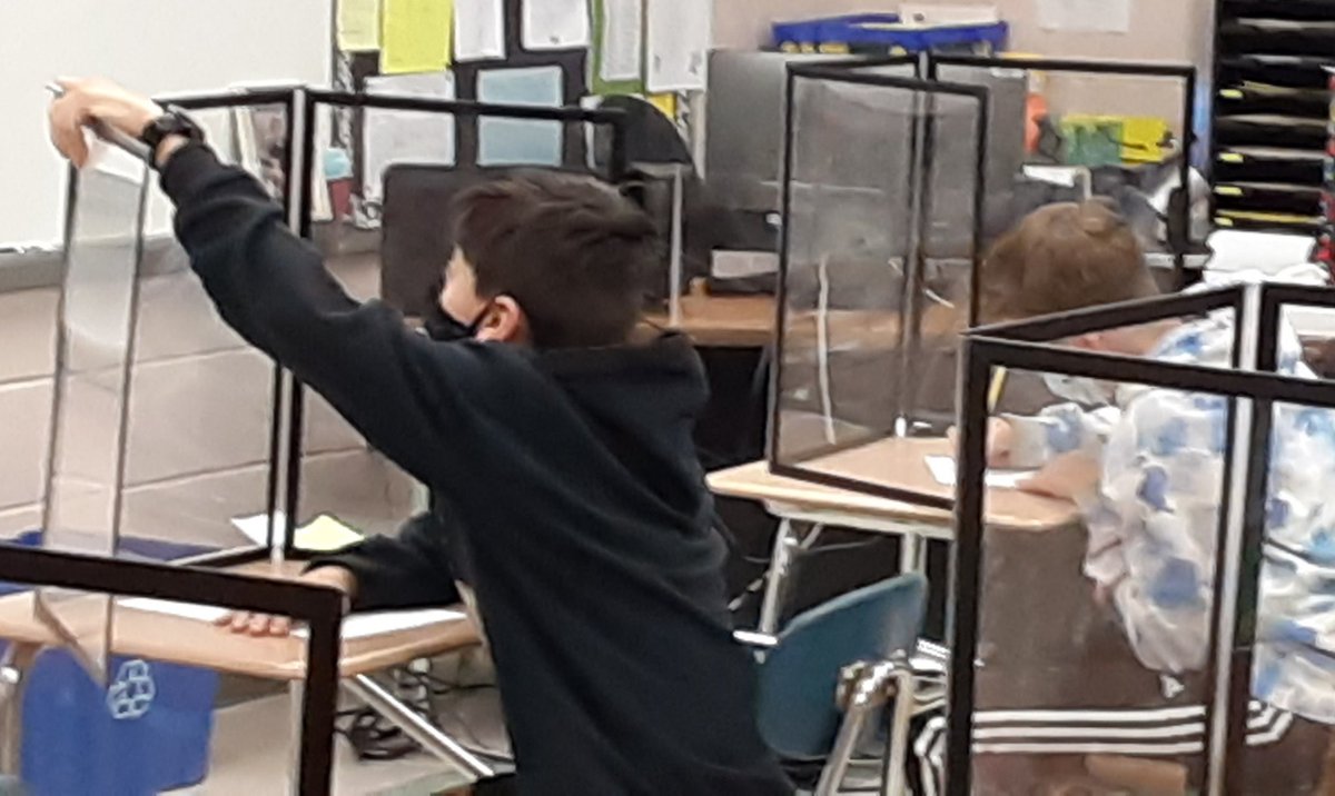 FTS_MathScience's tweet image. Structure, routine and a caring environment help get Mrs. Katz&apos;s Monday morning math class off to a good start. They are continuing to explore different methods of representing data in order to find and analyze hidden patterns. #MathStatMonth #FTS4rKIDS @DDEGambino