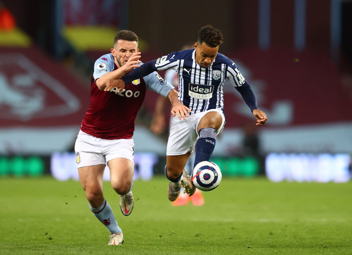 MatheusPereira's tweet photo. 👉🏾🤨👈🏾 @WBA https://t.co/mQh8En4TKQ