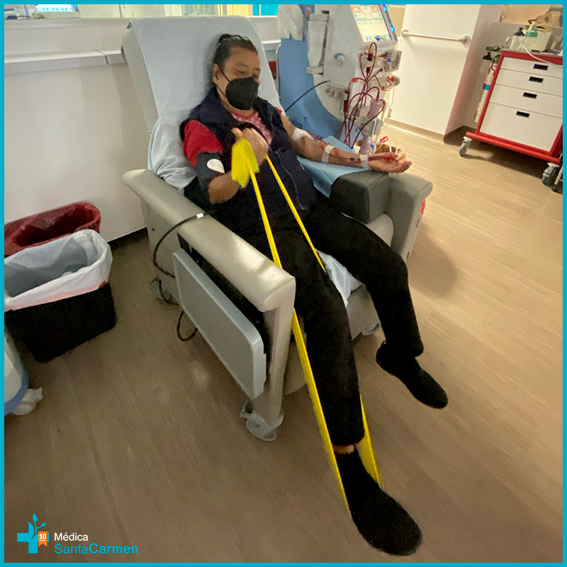 medicaSC's tweet photo. ¡Esto es bienestar de vida! el ejercicio intradialítico ayuda a mejorar la calidad de vida de nuestros pacientes y así tener una #MejorHemodiálisis https://t.co/J9Wweaz9Ph