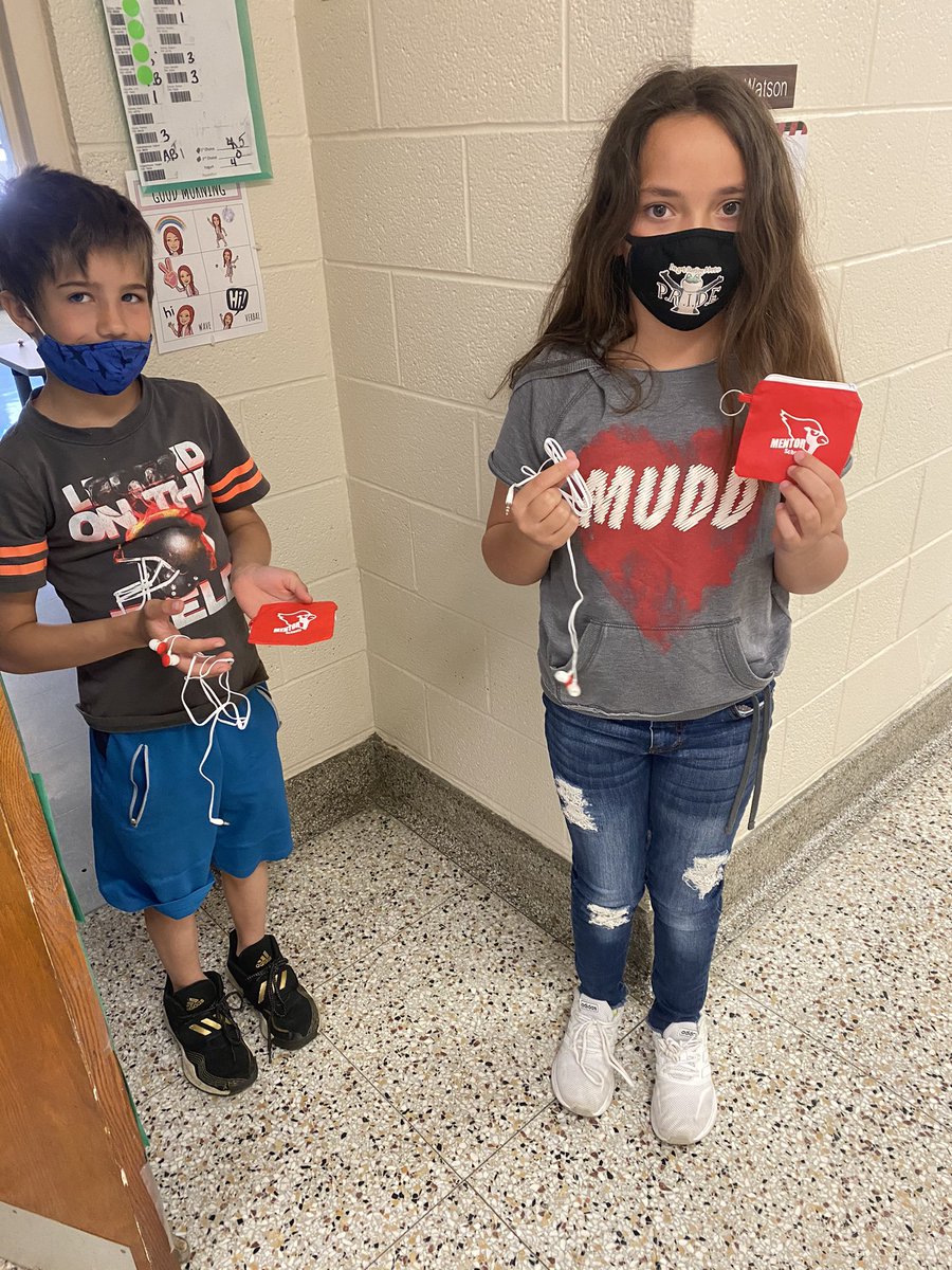 State testing can be so stressful! Luckily with the help of some inspiration letters from amazing teachers along with fun surprises, we could make it a more positive expierence for our students! @MortonPRIDE <a href="/MrsGentille/">Mrs.Gentille</a> <a href="/shortartists/">MrsSpetrino</a>
