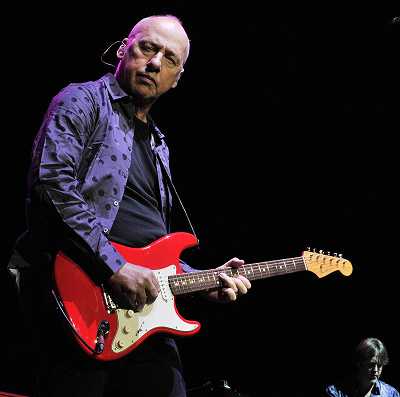 ためどん ダイアー ストレイツのマーク ノップラー 昔も今もカッコいいし やっぱり紅いストラトがいちばん似合うと思う ためどん ダイアー ストレイツのマーク ノップラー 昔も今もカッコいいし やっぱり紅いストラトがいちばん似合うと思う