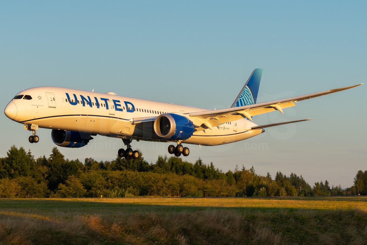 v1images's tweet photo. @united @Boeing 787-9 Dreamliner [N29981] landing at Snohomish County Airport/Paine Field , United States of America .

© v1images Aviation Media / Nickolas Sheeder

https://t.co/jIbFBGvSts

#united #boeing #boeing787 #787dreamliner #painefield #everett #washington #boeingfactory https://t.co/M1P3JPobJS