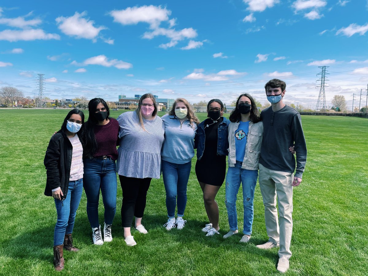 Alpha Phi Omega UT tweet media