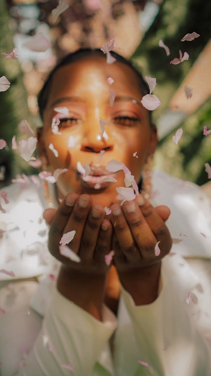 dtevisualz's tweet photo. Lotus Flower Bomb 🌸 
Shot by: @WyattDante 
RT &amp; Like 🙏🏾‼️ https://t.co/tJGOSTmKsc