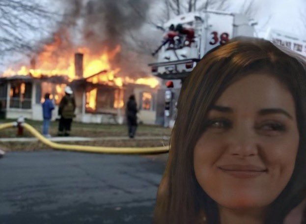 miuumiyy's tweet image. Io direi #codino perché ormai non ci conteniamo più