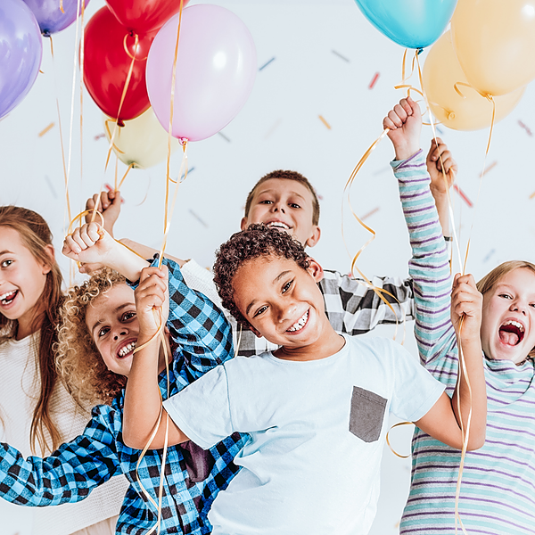 CLICK4kids's tweet photo. With 2 weeks until #InnerCityKidsWeek, we have an exciting announcement to share. Thanks to our donors, CLICK is on track to reach an impressive milestone in 2021. This year, we are $60,000 away from having directed a total of $1 million to programs since we launched in 2004. https://t.co/C92An2MxaM