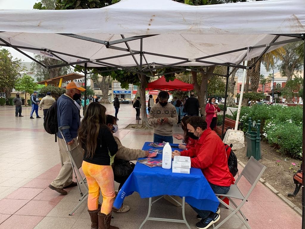 Este lunes, en la plaza de Copiapó, invitamos a informarse sobre el apoyo económico que está implementando el gobierno con el Ingreso Familiar de Emergencia (IFE Covid) y el Bono Clase Media.

Seremi <a href="/MindepAtacama/">Mindep Atacama</a> <a href="/procuriza/">Guillermo Procuriza</a>, y la Dire Injuv, <a href="/Pan_cha/">Pan Cha</a> entregan información.