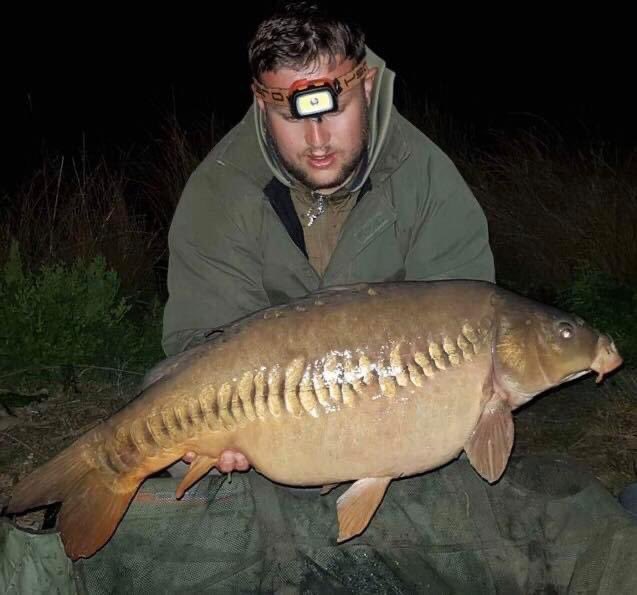 Luke with a stunning Birch linear of 23lb falling to the Pro Baits Uk Squid Orange.
Stunning fish.