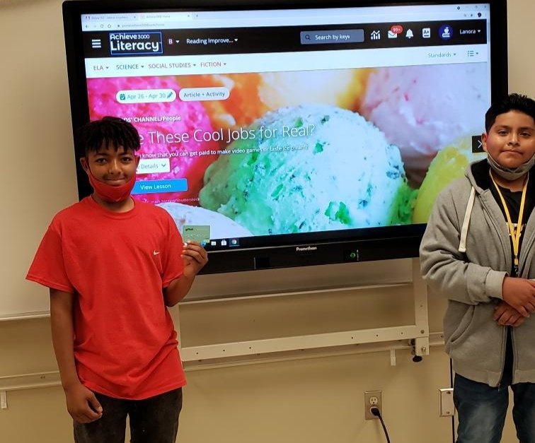 lanorafields tweet media