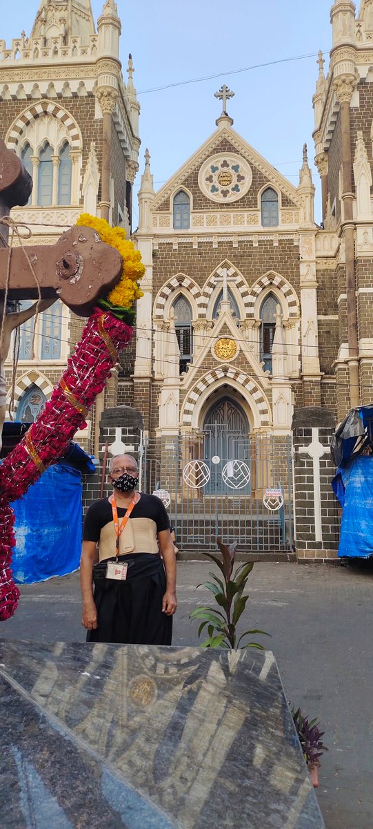 firozeshakir's tweet photo. Climbed #KaneRoad to pay my tribute to #MountMary .
Was coming here after many months and with the bypass it is tough to climb the incline .
#eveningwalk
#bandra
Took a ricksha from here to home
I had walked 5 km .. https://t.co/KWltYQHj0X