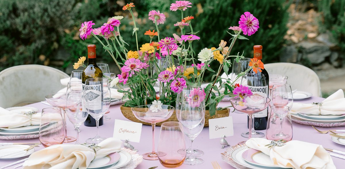 Treat mom to an exquisite experience this Mother’s Day at Inglenook featuring our 2019 Blancaneaux. Tables will be spaced to allow for social distancing, and only one party will be seated per table. The event is May 9th and tickets can be purchased at bit.ly/3sTMLCy