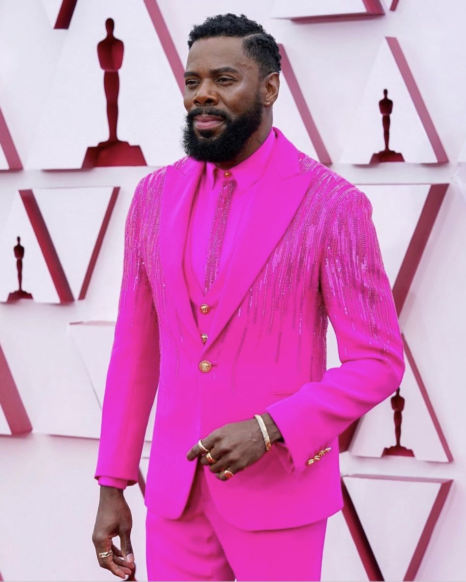 Actor Colman Domingo at the 2021 Oscars, is of 🇧🇿 Belizean and Guatemalan🇬🇹 descent. Show out then! Custom Suit by Versace. #garifunatwitter #MaRaineysBlackBottom #Oscars #hautepink