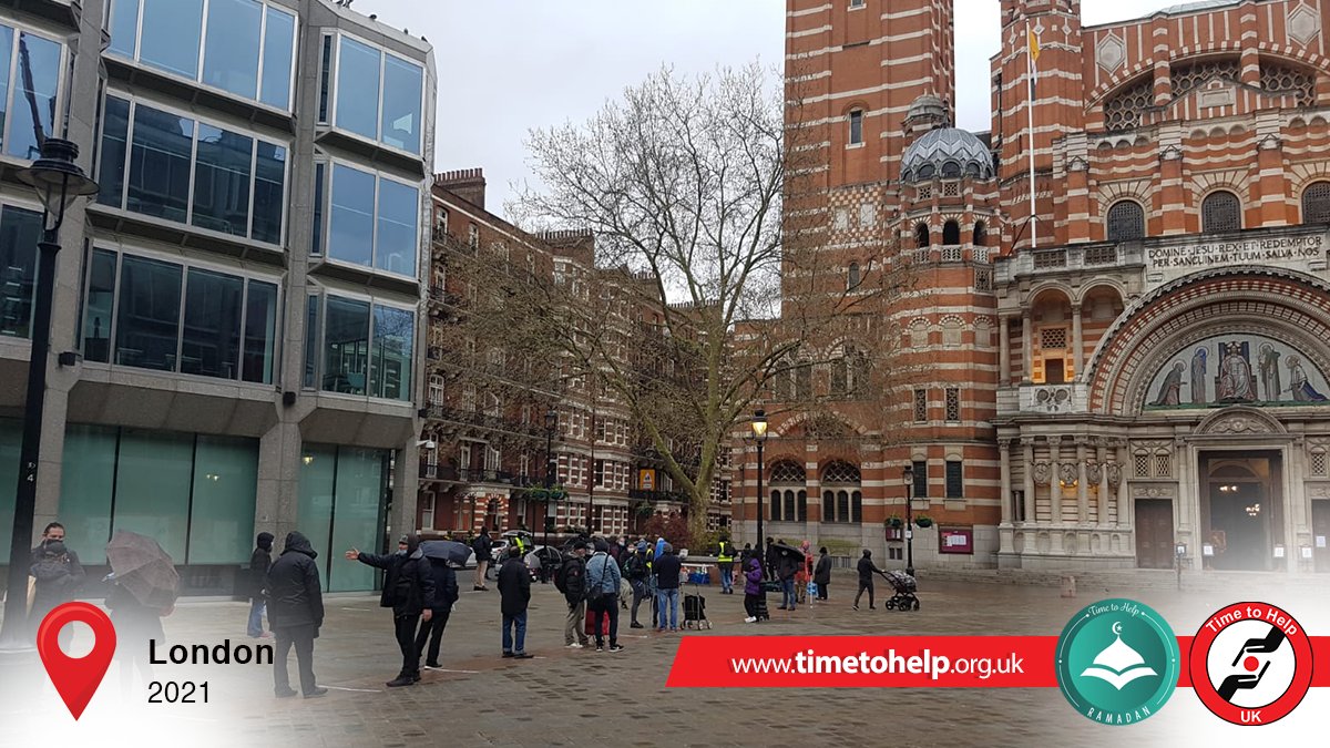 TimetoHelpUK's tweet image. In London, we still deliver our packed lunches to the people in need. 

Every week, our dedicated volunteers prepare nutrition filled lunches for the #homeless in City Centre. 

At the moment, we are overwhelmed with volunteer applications, but you can support us by donating.