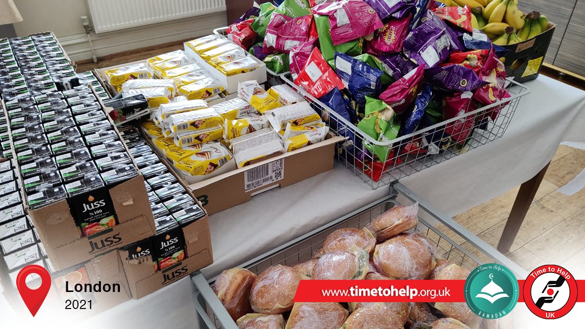 TimetoHelpUK's tweet image. In London, we still deliver our packed lunches to the people in need. 

Every week, our dedicated volunteers prepare nutrition filled lunches for the #homeless in City Centre. 

At the moment, we are overwhelmed with volunteer applications, but you can support us by donating.