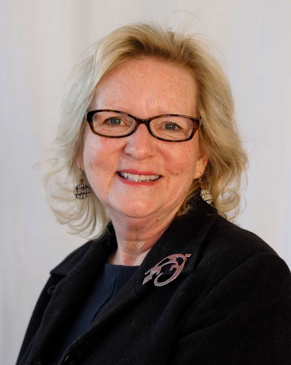 FCPSelscienceTS's tweet image. Celebrity Spotlight @ReadMehl! After graduating from Vanguard, @ReadMeh has continued Blended Learning Initiatives, and several Leadership roles. Her favorite thing about Vanguard is interactive responses and journaling. We congratulate@ReadMeh for her 42 years of services!