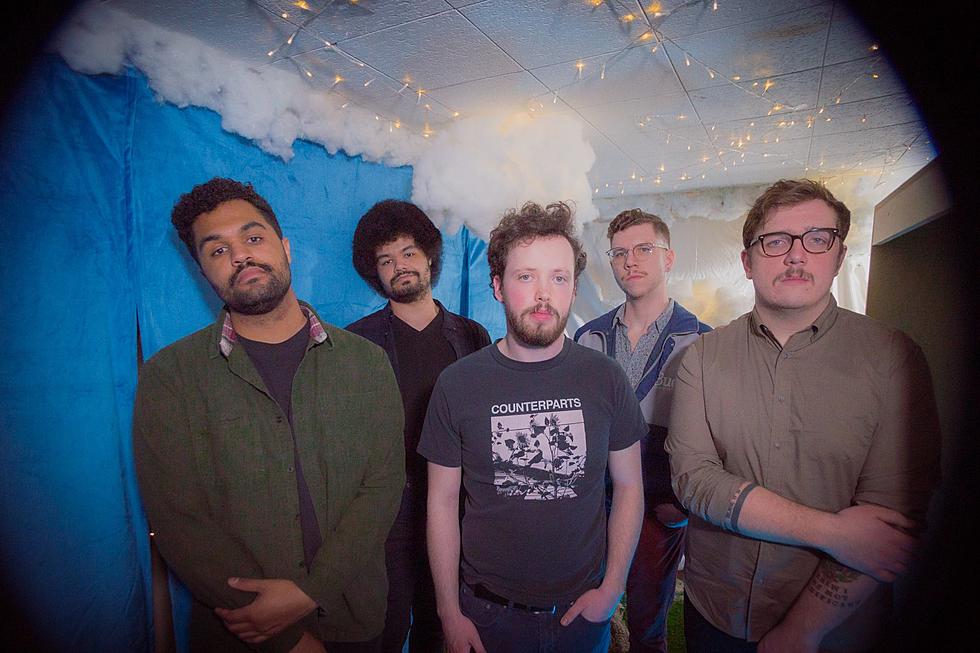 brooklynvegan's tweet image. Watch Iowa emo band Bouquet's video for their atmospheric new song “Glisten” brooklynvegan.com/watch-iowa-emo…