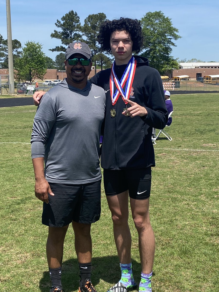 jennifer reno tweet media