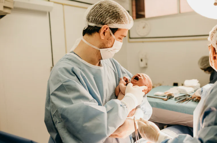 aspiretogether1's tweet photo. If you are considering the option of adoption, Aspire Together is designed to equip you with the resources and support you need. Learn what options we can provide for you today. #Pregnancy #Parenting https://t.co/GgjEl3yMLU https://t.co/XX9YWR9Wbv