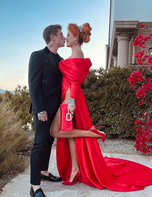 Can&rsquo;t believe I&rsquo;m gonna marry the love of my life. CONGRATS to my mom and ross and their engagement double