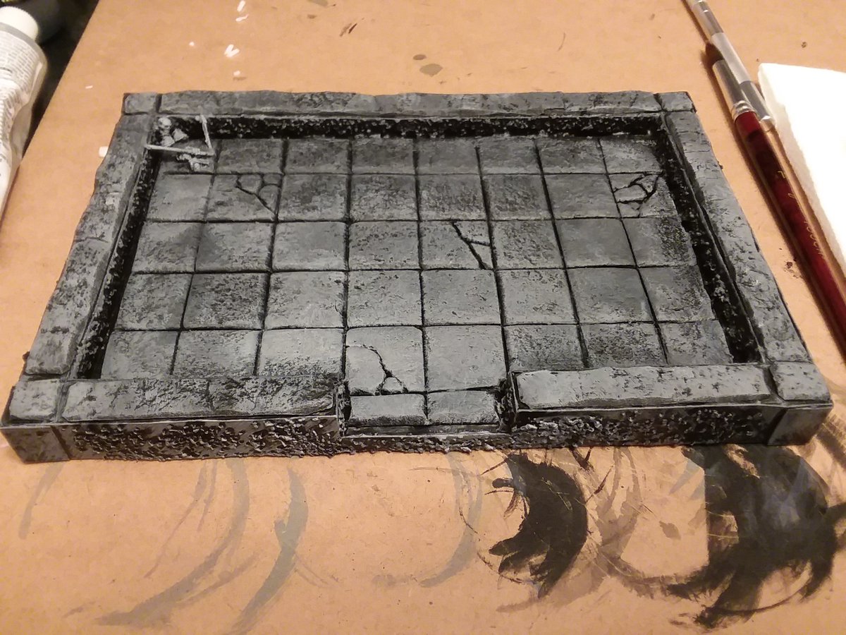 WhiteSarcophag1's tweet photo. Prototype of making my own dungeon sets.
I've gone back and re-worked the math after this. Made the tiles a bit bigger than the standard inch. This will give the bigger models a little more room.
#fantasyminiatures #miniatures #fantasymodels #dungeonsanddragons https://t.co/hoQB56iwYt