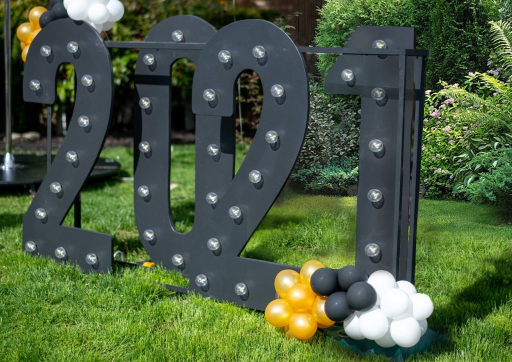 When you are ready 🎊 We are ready! 

As you plan a small gathering with your family to cheer your grad! We want to help you celebrate that milestone!