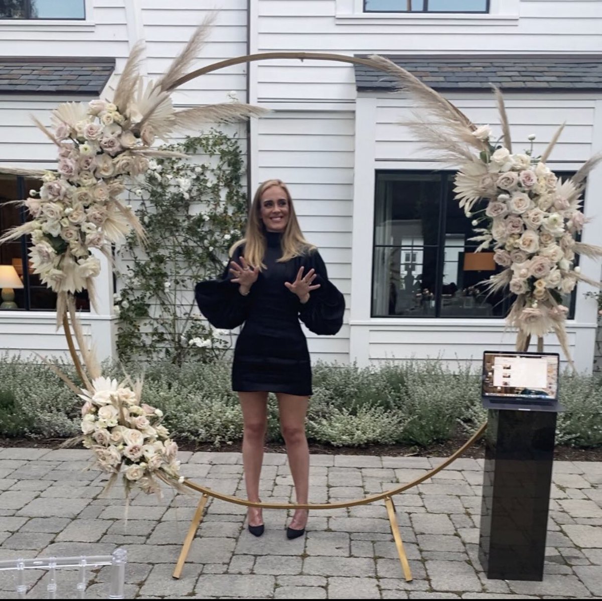 adelequeen__'s tweet image. what you order            what you receive