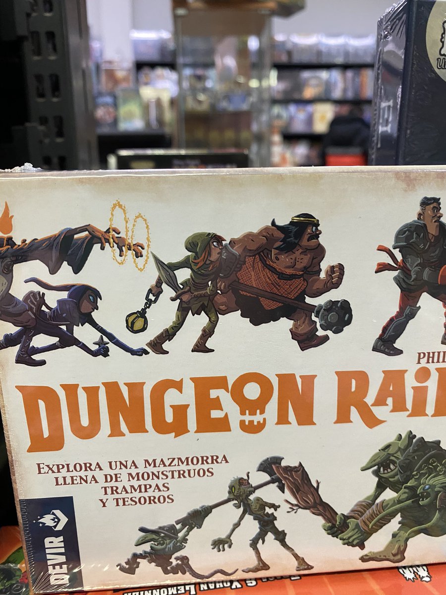 kaburigames's tweet photo. De nuevo en tienda #sushigo #sushogoparty y #codisecret #dungeonraiders !!! 👏🏻👏🏻👏🏻👏🏻👏🏻@DevirIberia @Noeblanch @MeritxellNieto @JRamonBalcells @AnchovyTime https://t.co/JeagFRaYwt
