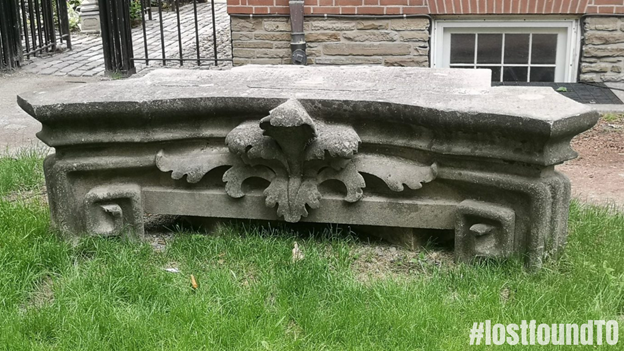 CampbellHouseTO's tweet photo. This stone (turned bench) is from the Imperial Oil building, which was demolished after the company moved to St Clair Ave. At the time, the @ImperialOil building contained a gas station with a car turntable, a women’s lounge and a gym.#lostfoundTO https://t.co/oL55eK1cKy