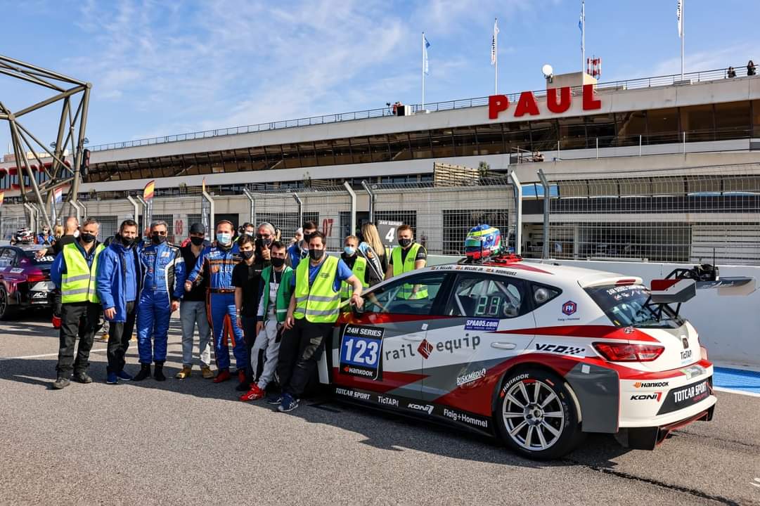 Gran experiencia en las #12hourspaulricard donde pudimos acabar con un gran P4 entre los @TCR y P13 general. 
Excelente trabajo de Jorge Belloc Sr, Jorge Belloc Jr y todo @totcarsportracing
#railequip
#Tictap
#24HSERIES
@circuitpaulricard
@hankookmotorsports
@24hseries
@creventic