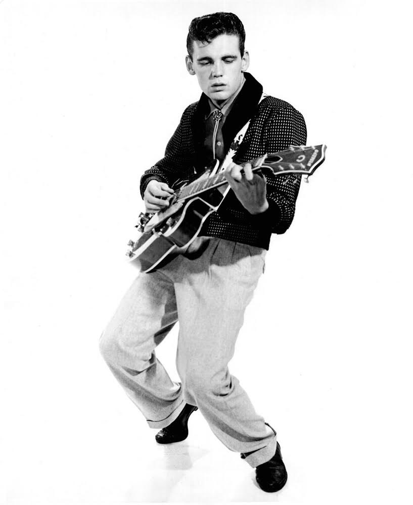 Happy Birthday to the King of Twang, MHOF inductee, & our dear friend, Duane Eddy! 