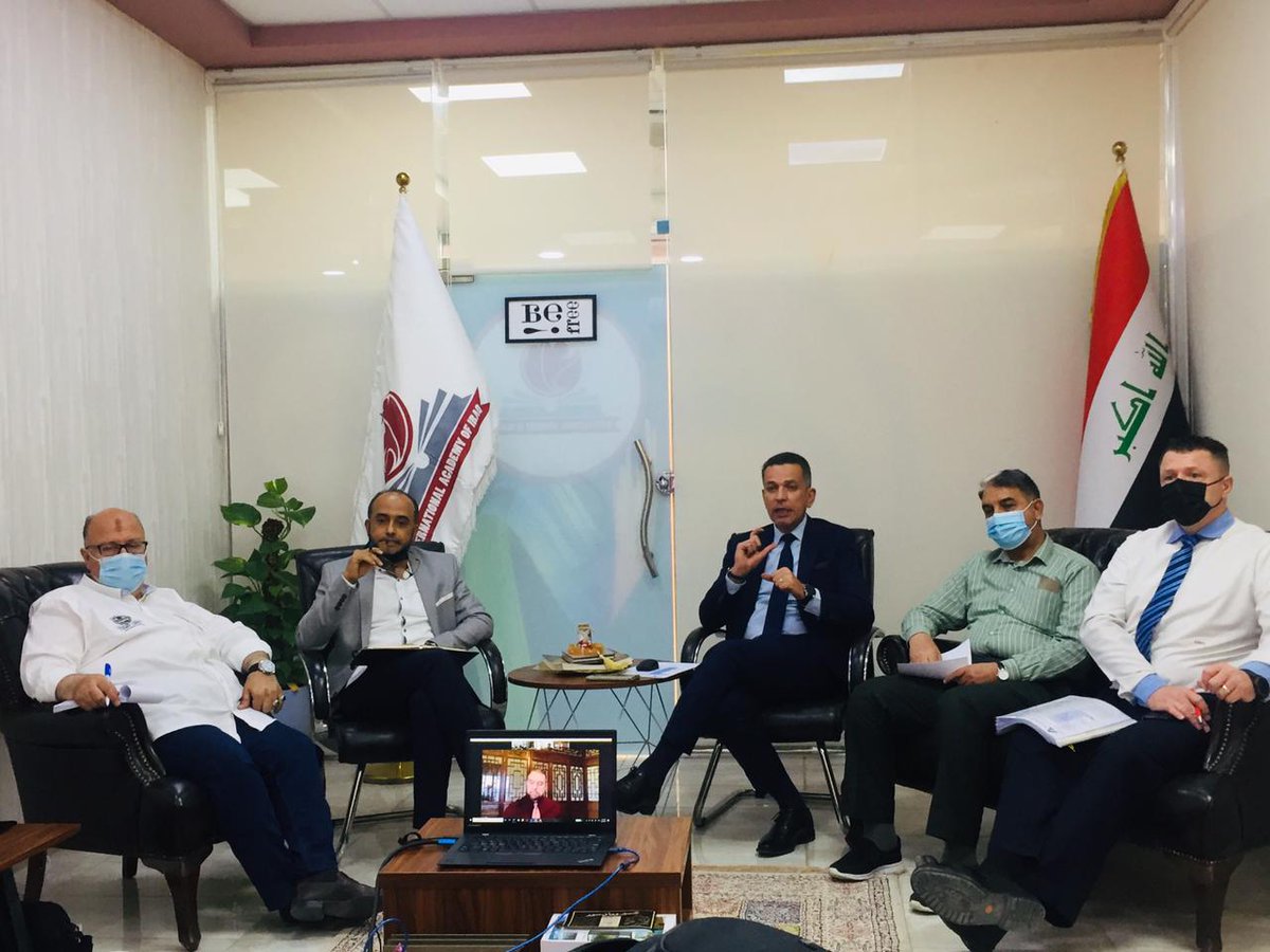 AcademyIraq's tweet photo. وفي ختام هذا اليوم تكون الأكاديمية الدولية أول مدرسة (خارج الإقليم) تحصل على الاعتماد الأكاديمي لبرامجها. التاريخ يكتبه المبدعون، يعجز اللسان عن شكرك، ولن توفيك الكلمات حقك. 
شكًرا @Alashaban1 https://t.co/YqKpxij5Ym