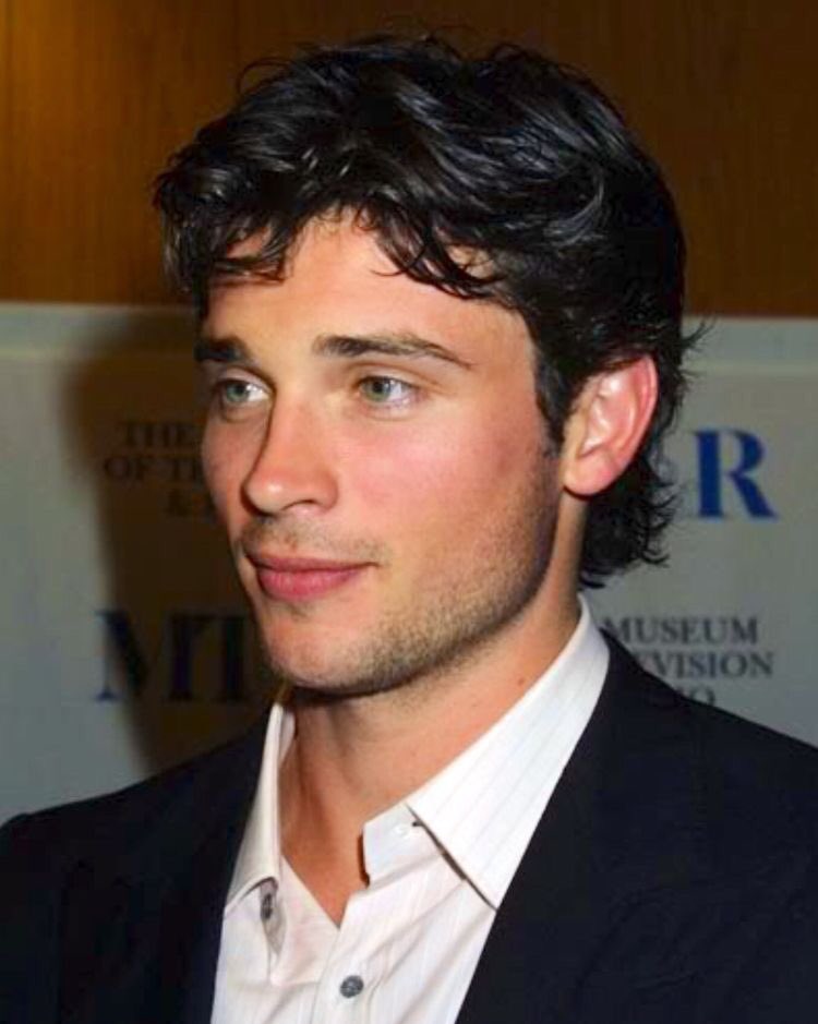 Happy birthday Tom Welling    